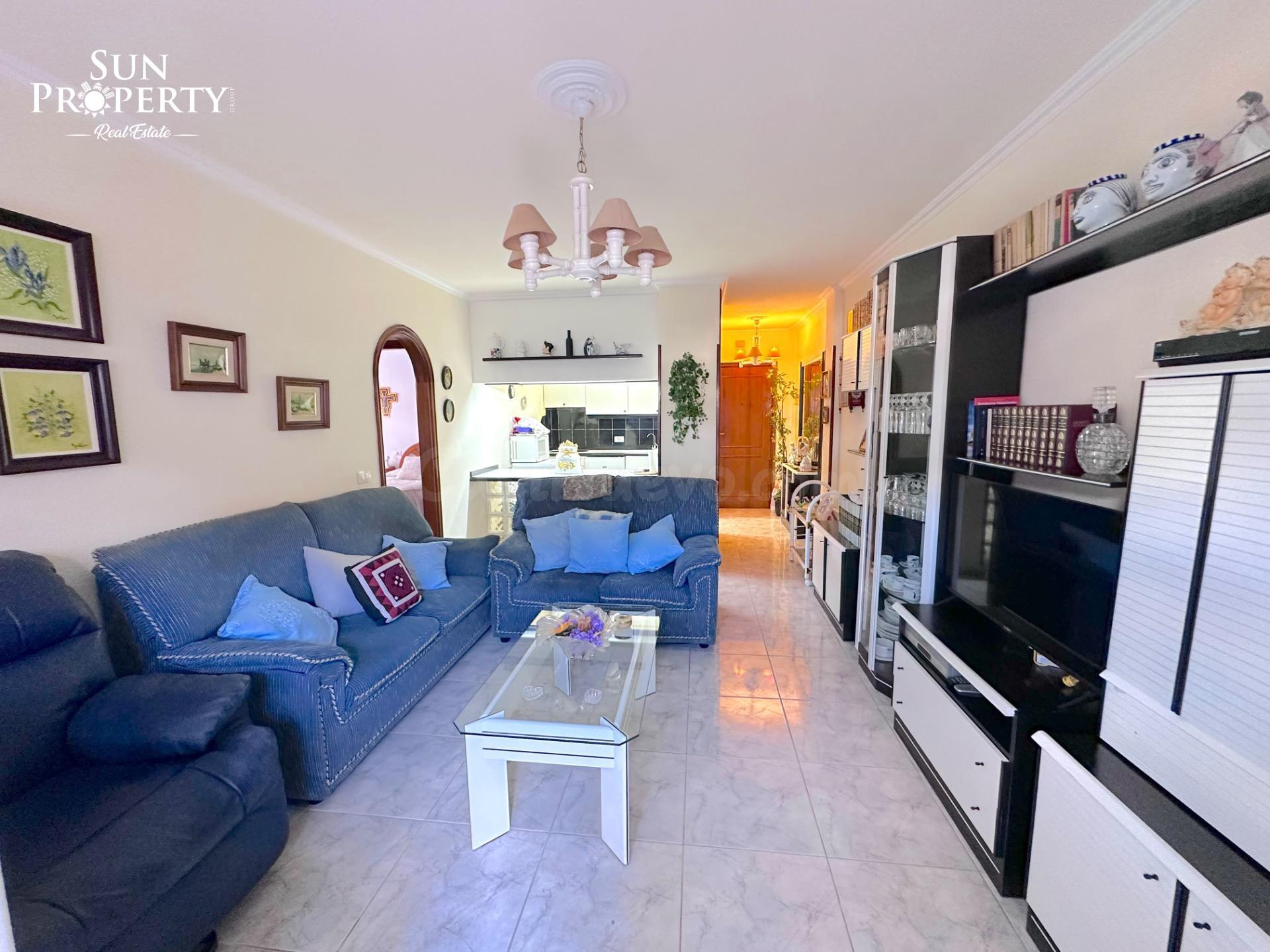 APARTAMENTO DE 2 DORMITORIOS EN PLENO CENTRO DE LOS CRISTIAN - foto 2