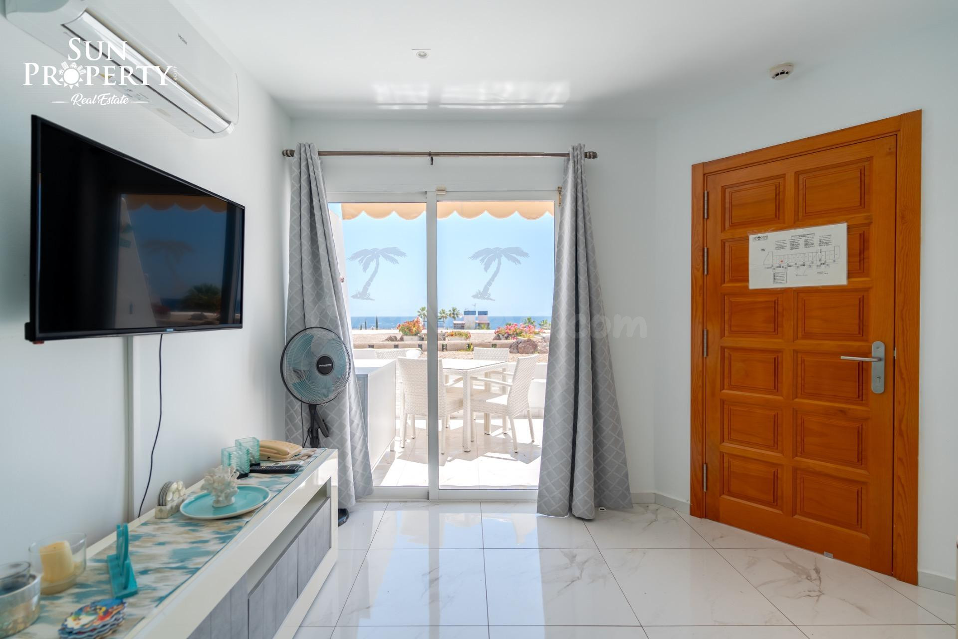 ESTUDIO REFORMADO CON VISTAS AL MAR EN COSTA ADEJE - foto 5