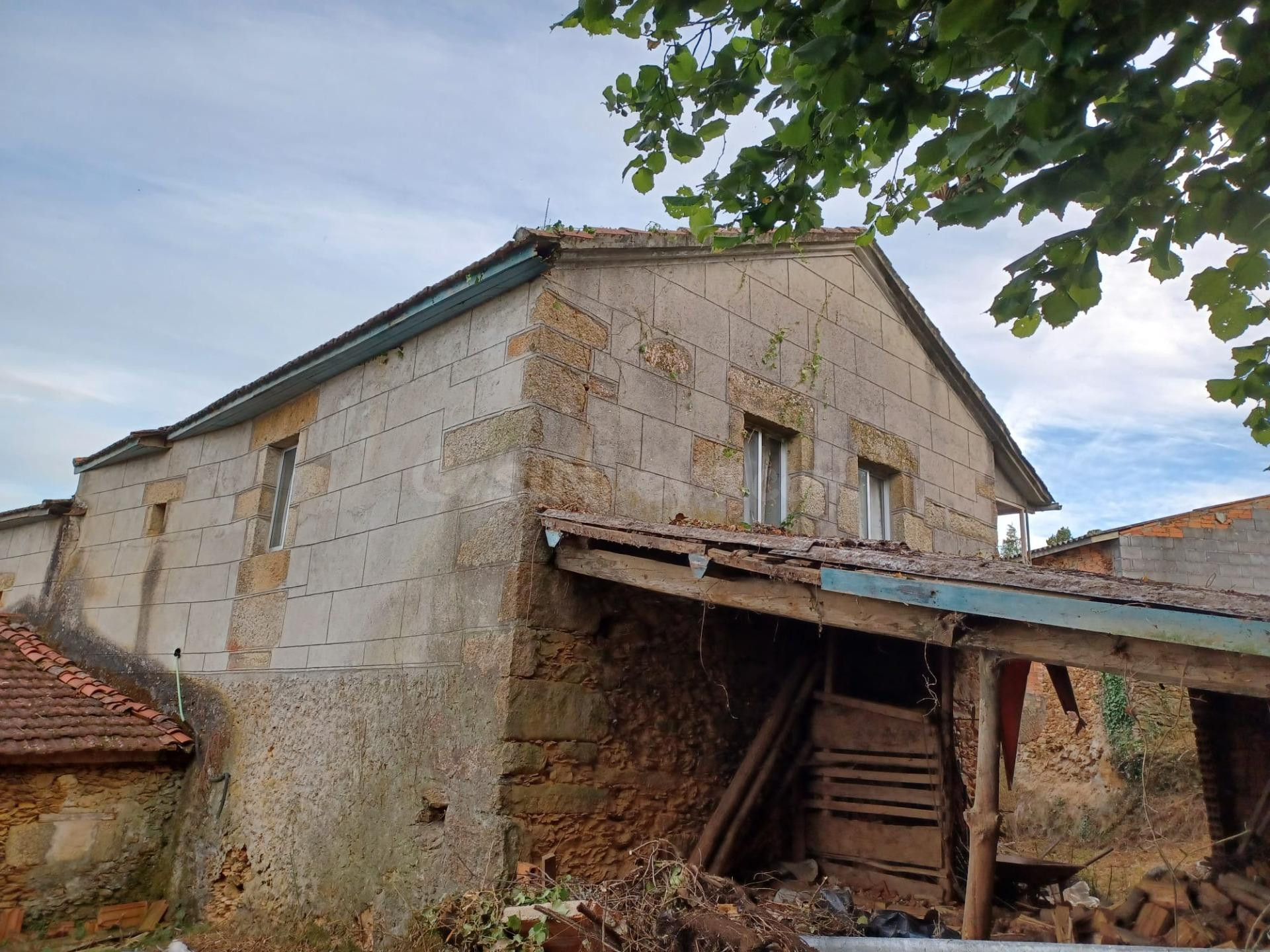 OPORTUNIDAD!!! SE VENDE CASA CON  TERRENO EN PARDERRUBIAS - foto 4