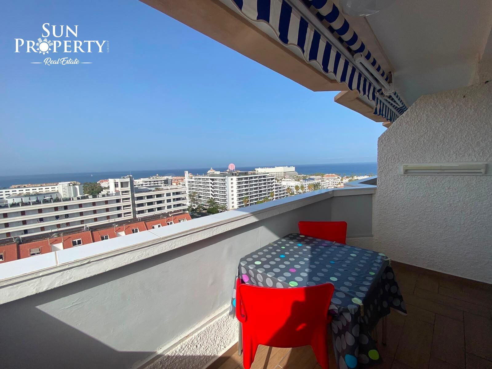 APARTAMENTO REFORMADO CON ESPECTACULARES VISTAS PANORAMICAS 