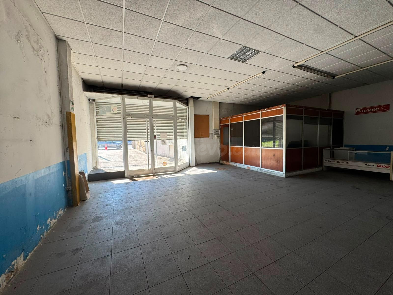 Local Comercial en Alquiler en Mariñamansa, Ourense - ¡¡¡Ideal para tu Negocio!!! -