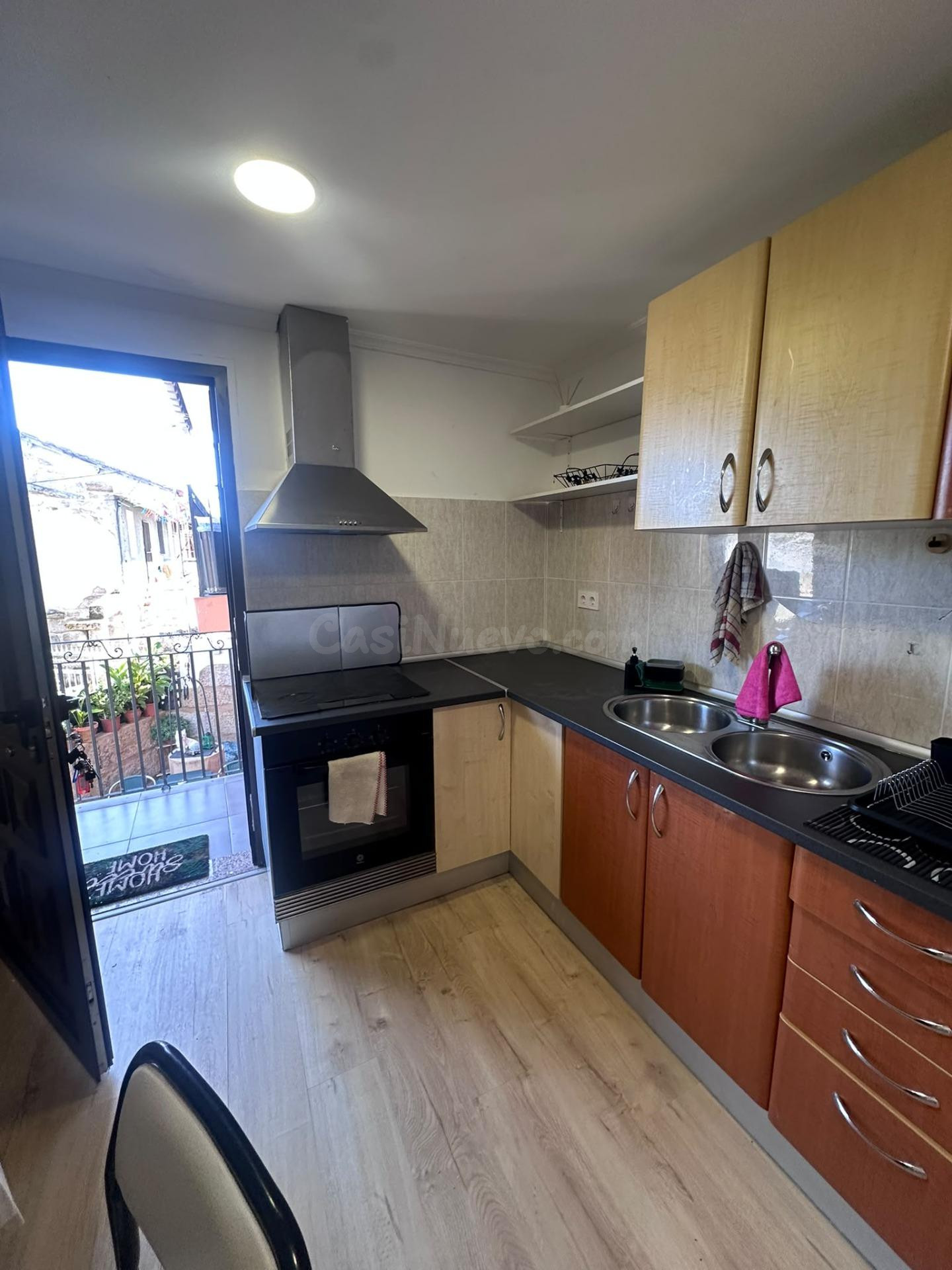 Encantadora Casa Semireformada en San Cibrao das Viñas - Ide - foto 2