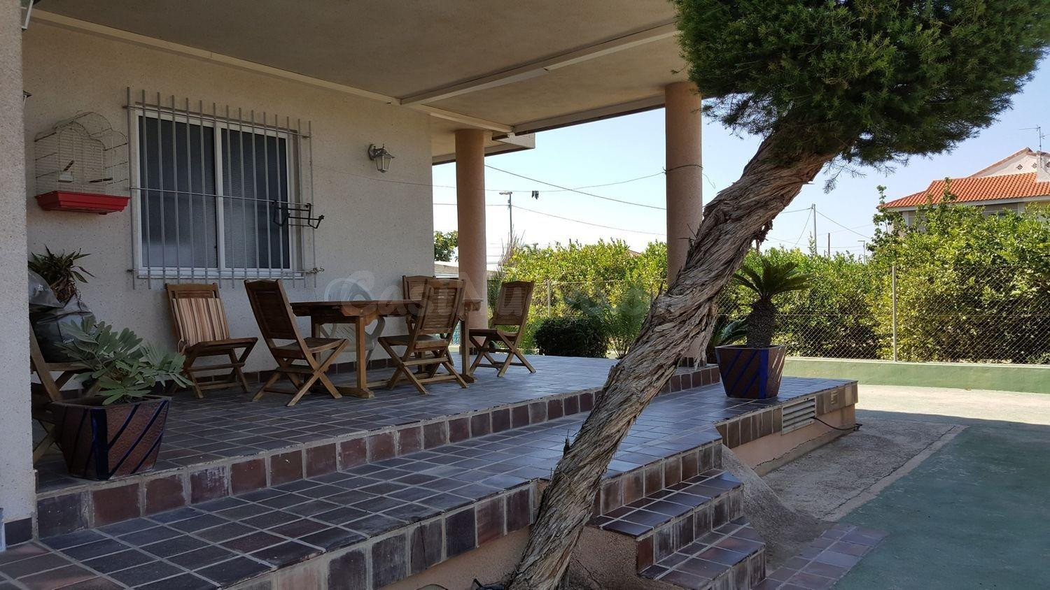 Chalet Independiente en venta en la huerta de Alquerías