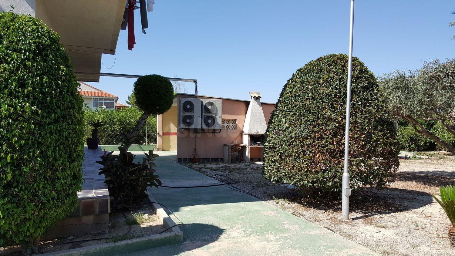 Chalet Independiente en venta en la huerta de Alquerías - foto 3