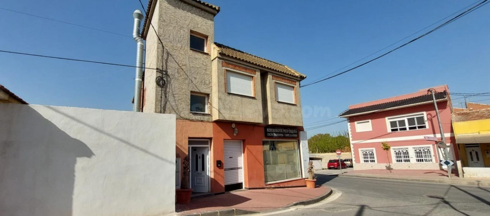 Inmueble en venta de dos plantas en calle Orilla del Azarbe Santa Cruz Murcia