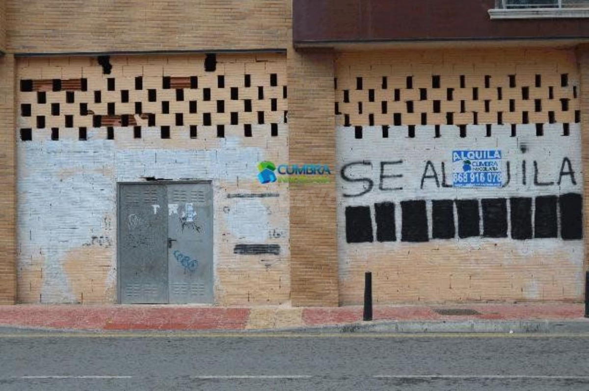 ALQUILER DE BAJO COMERCIAL EN FRENTE DE LA IGLESIA, SANGONERA LA VERDE