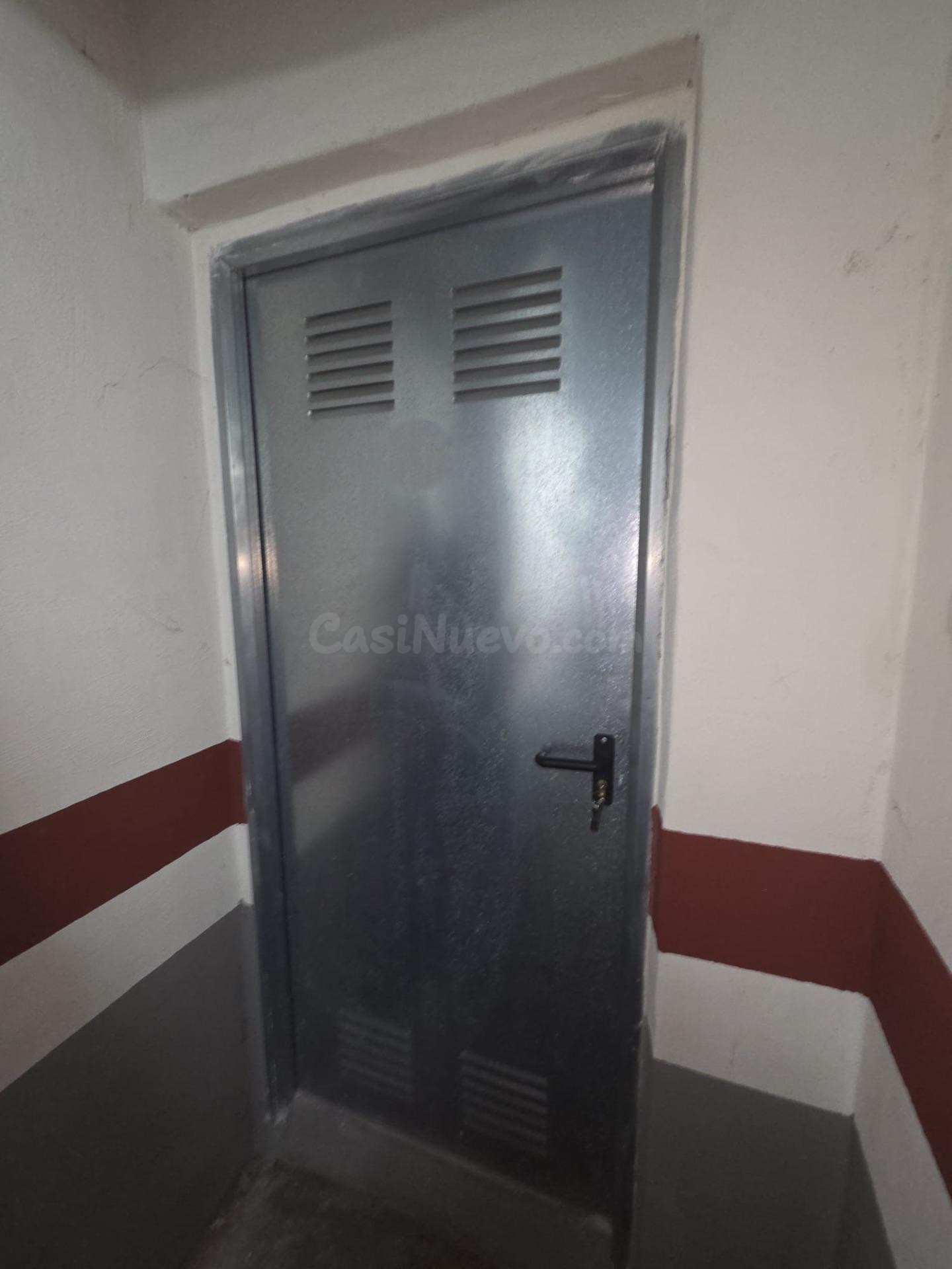 TRASTERO EN VENTA EN SARGENTO NAVARRO – NOVELDA
