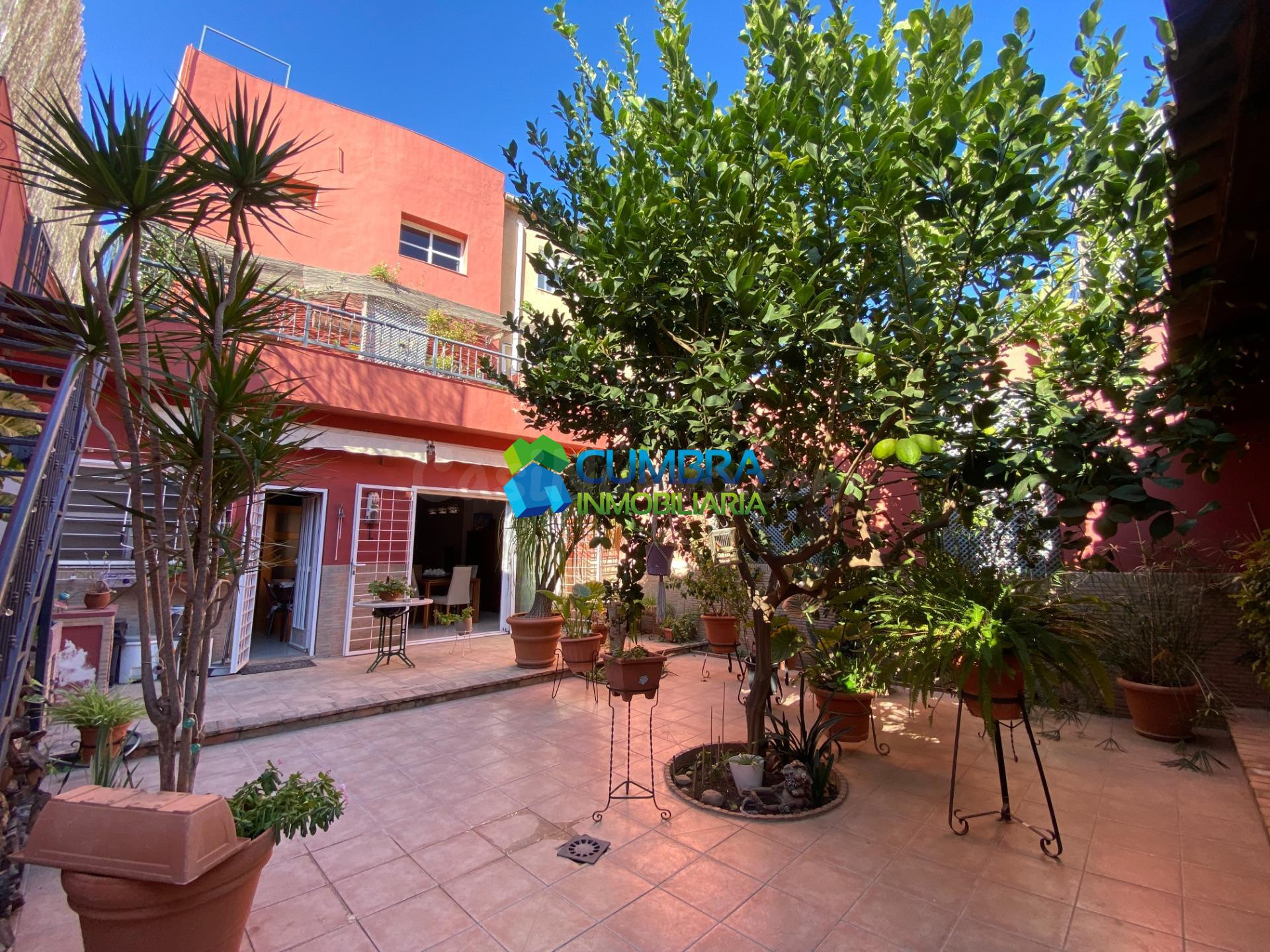 Espectacular casa unifamiliar en ubicación privilegiada – El Palmar