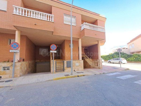 Amplia Casa Dúplex en El Ejido - Oportunidad Única a €211,000