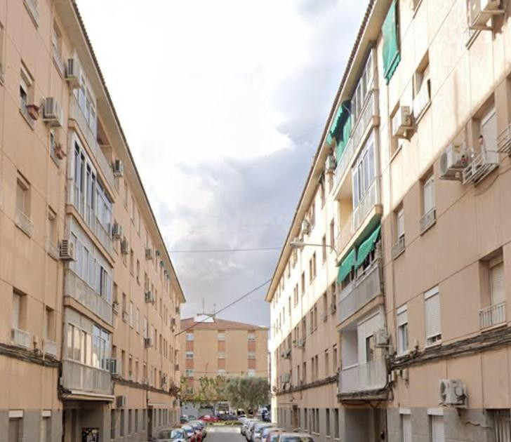 PISO OCUPADO POR PERSONA SIN JUSTO TÍTULO