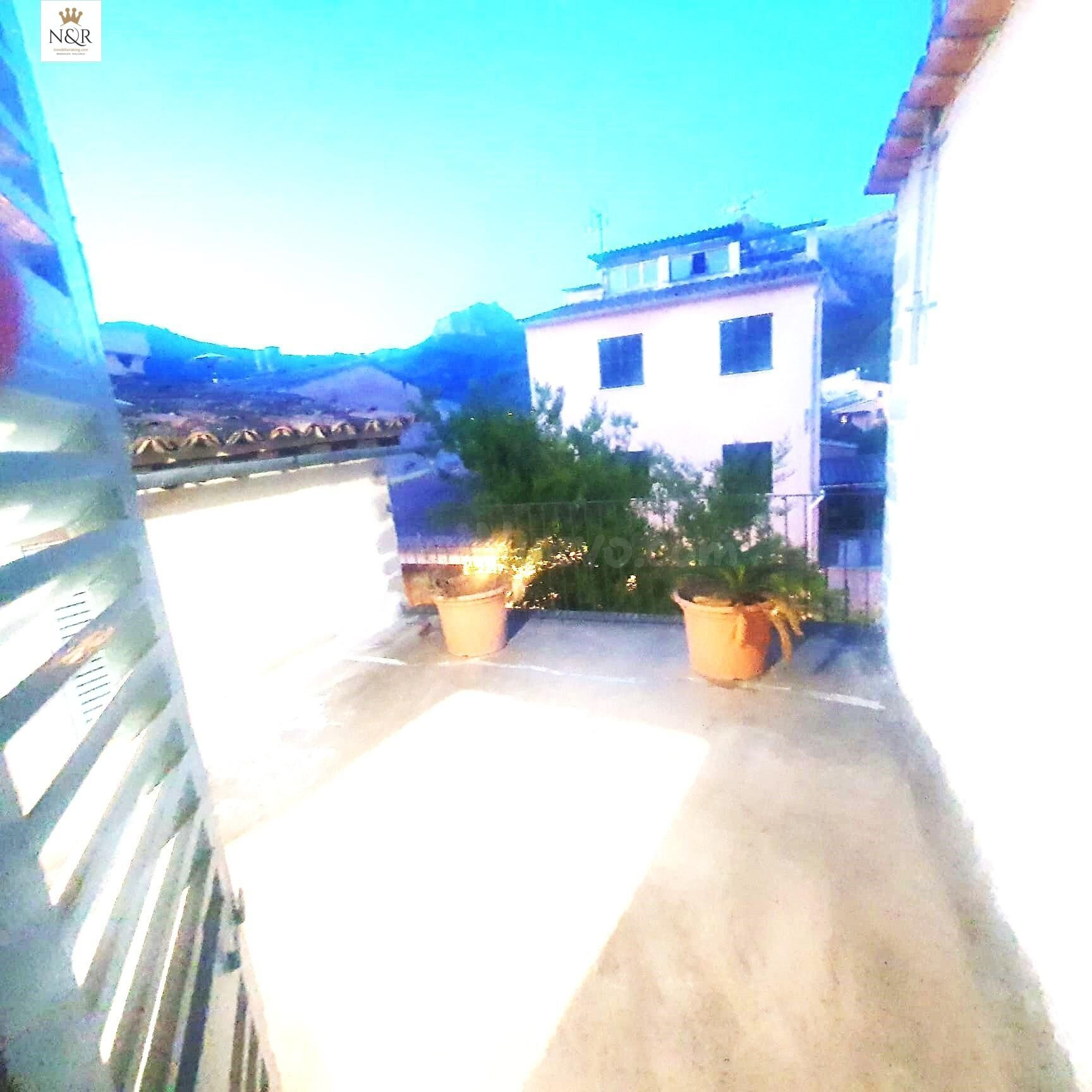CASA DE ALQUILER EN SÓLLER CON GARAJE DOBLE Y JARDÍN