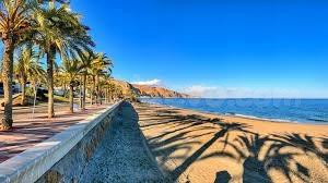 ¡Oportunidad única en el Paseo Marítimo de Aguadulce! ✨