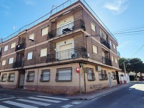¡Rebajado! PISO OCUPADO POR PERSONA SIN JUSTO TÍTULO ESTE INMUEBLE DEBIDO A SU ESTADO OCUPACIONAL NO ADMITE VISITAS