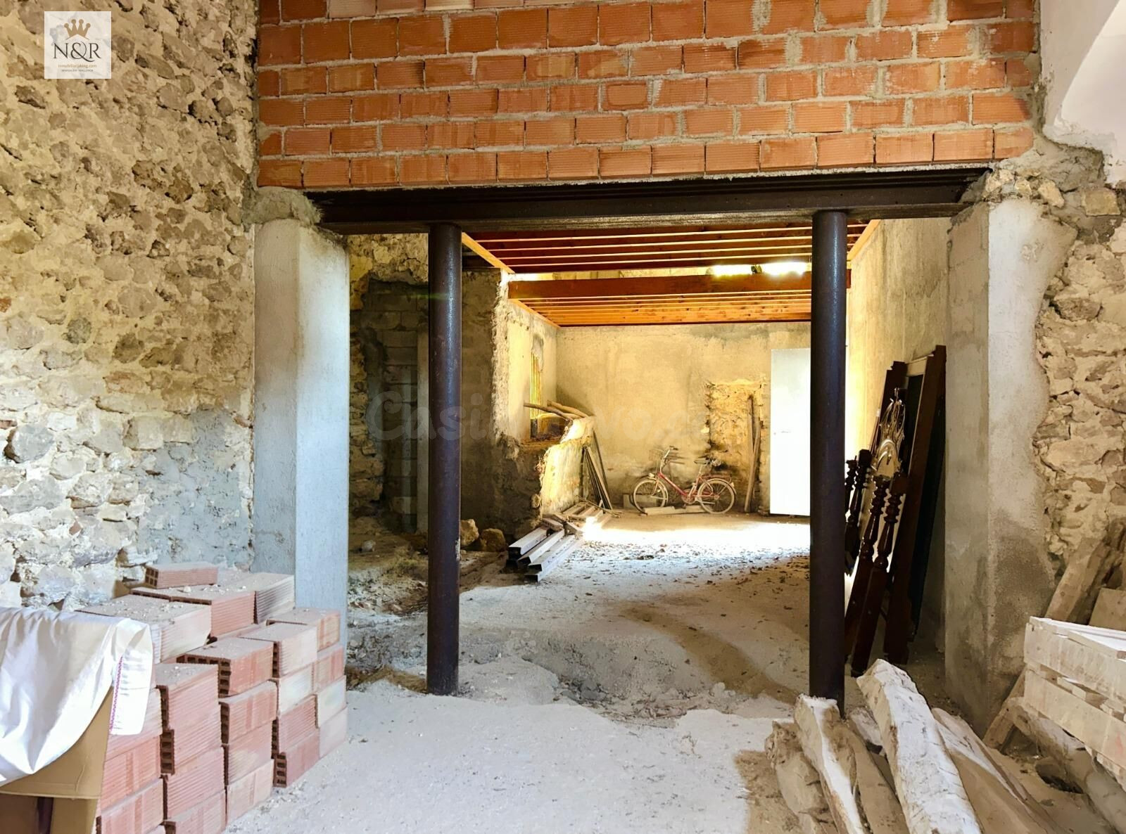 FINCA RÚSTICA CON ENCANTADORA CASA DE PIEDRA EN LLUBÍ - foto 3