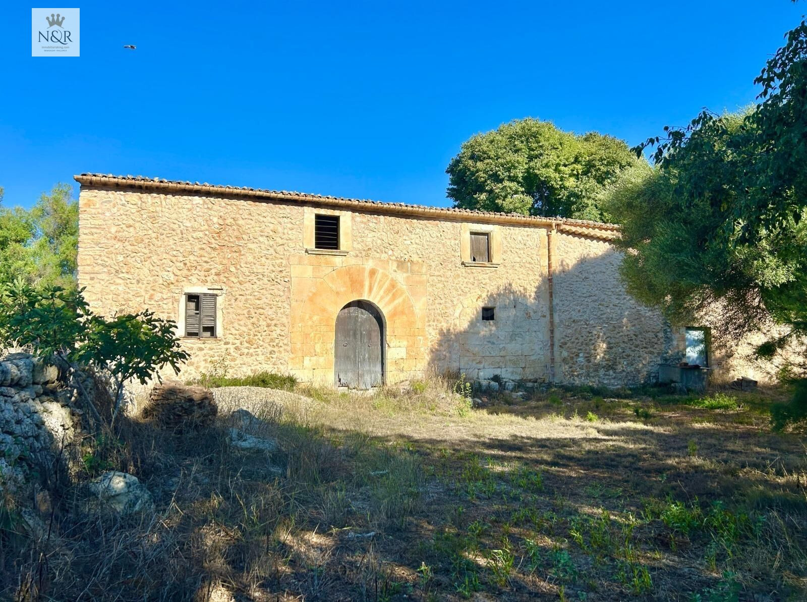 FINCA RÚSTICA CON ENCANTADORA CASA DE PIEDRA EN LLUBÍ - foto 4