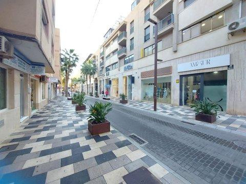 PISO OCUPADO POR PERSONA SIN JUSTO TÍTULO ESTE INMUEBLE DEBIDO A SU ESTADO OCUPACIONAL NO ADMITE VISITAS IDEAL PARA INVERSORES