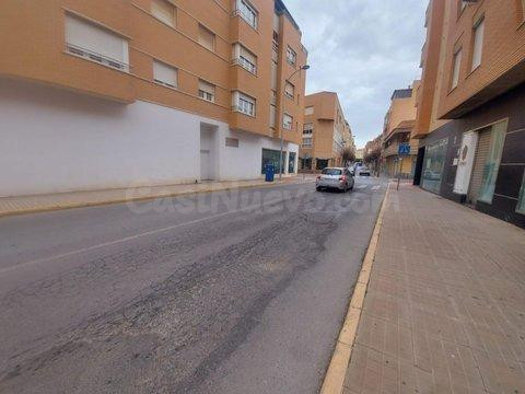 Amplio Piso en el Corazón de El Ejido por solo €99,000