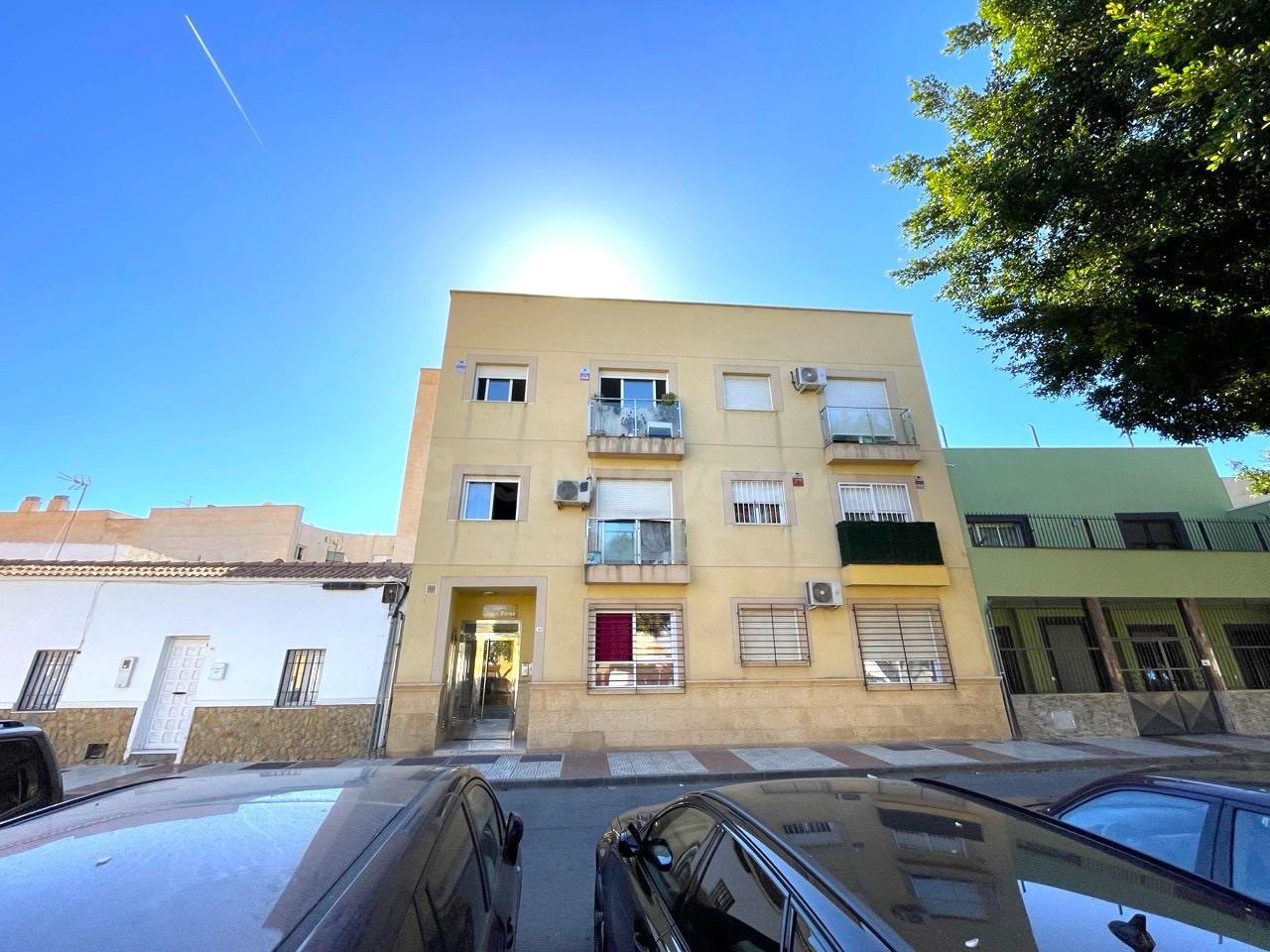 ¡Oportunidad Única en el Centro de Roquetas de Mar VIVIENDA TAPIADA NO SE PUEDE VISITAR
