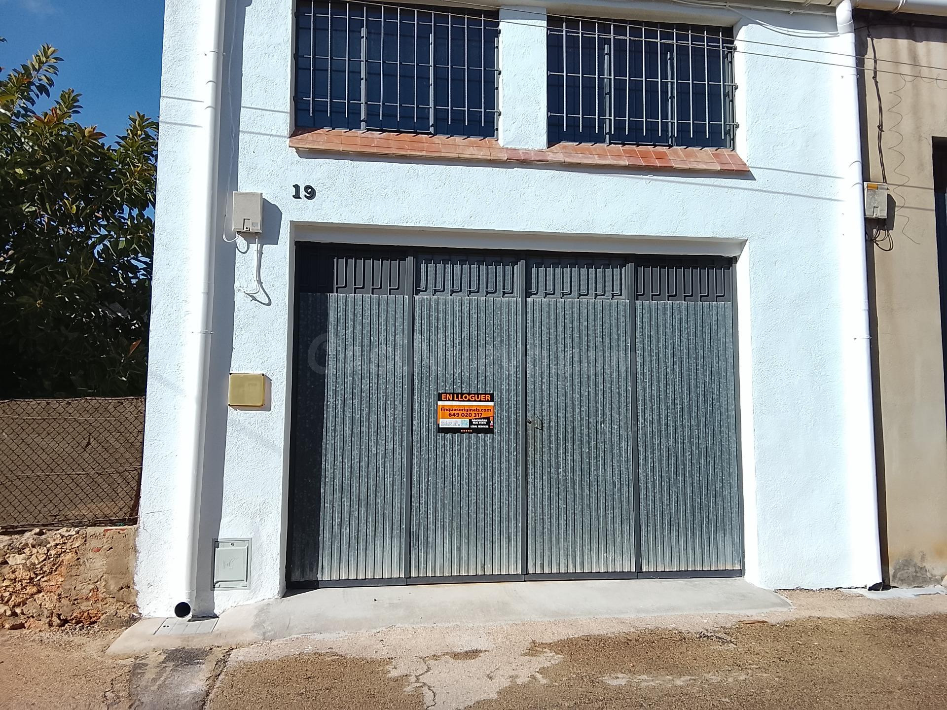 Oportunidad única: nave reformada en alquiler por 1.200 €/me - foto 2