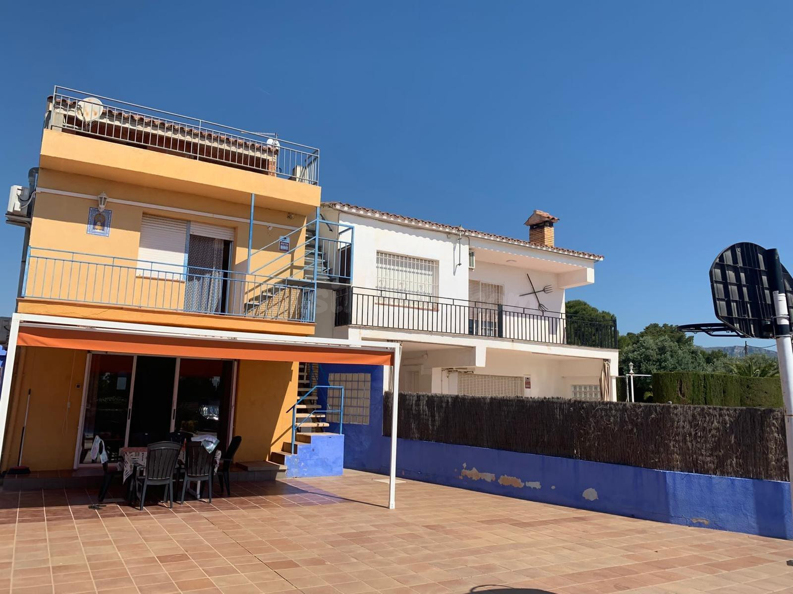 Conjunto de dos casas con piscina privada en Las Tres Calas, - foto 3