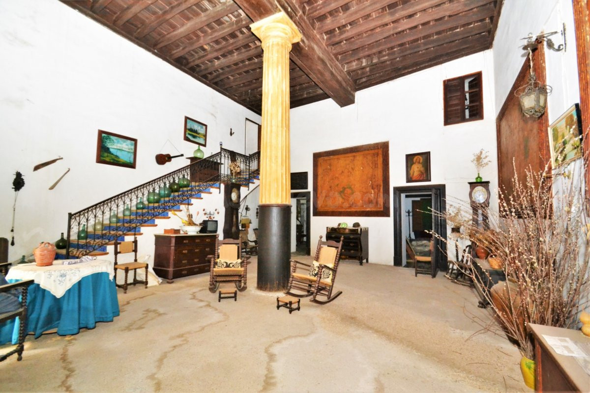 Emblemática casa en venta en Muro