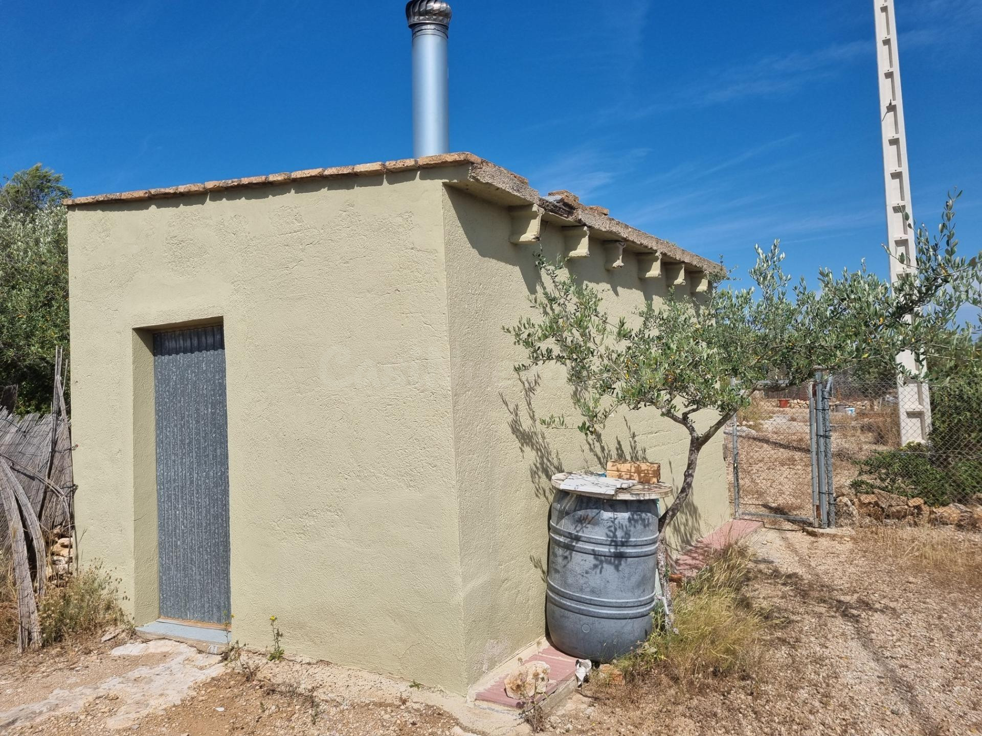 Finca rústica con caseta equipada en l’Ametlla de Mar – Minimalismo y naturaleza por solo 79.000 €