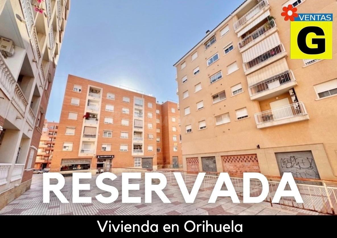 Amplio y luminoso piso en Los Huertos (Orihuela),  en planta baja todo exterior con posibilidad de garaje.... para entrar a vivir ¡Tu Nuevo Hogar te Espera!