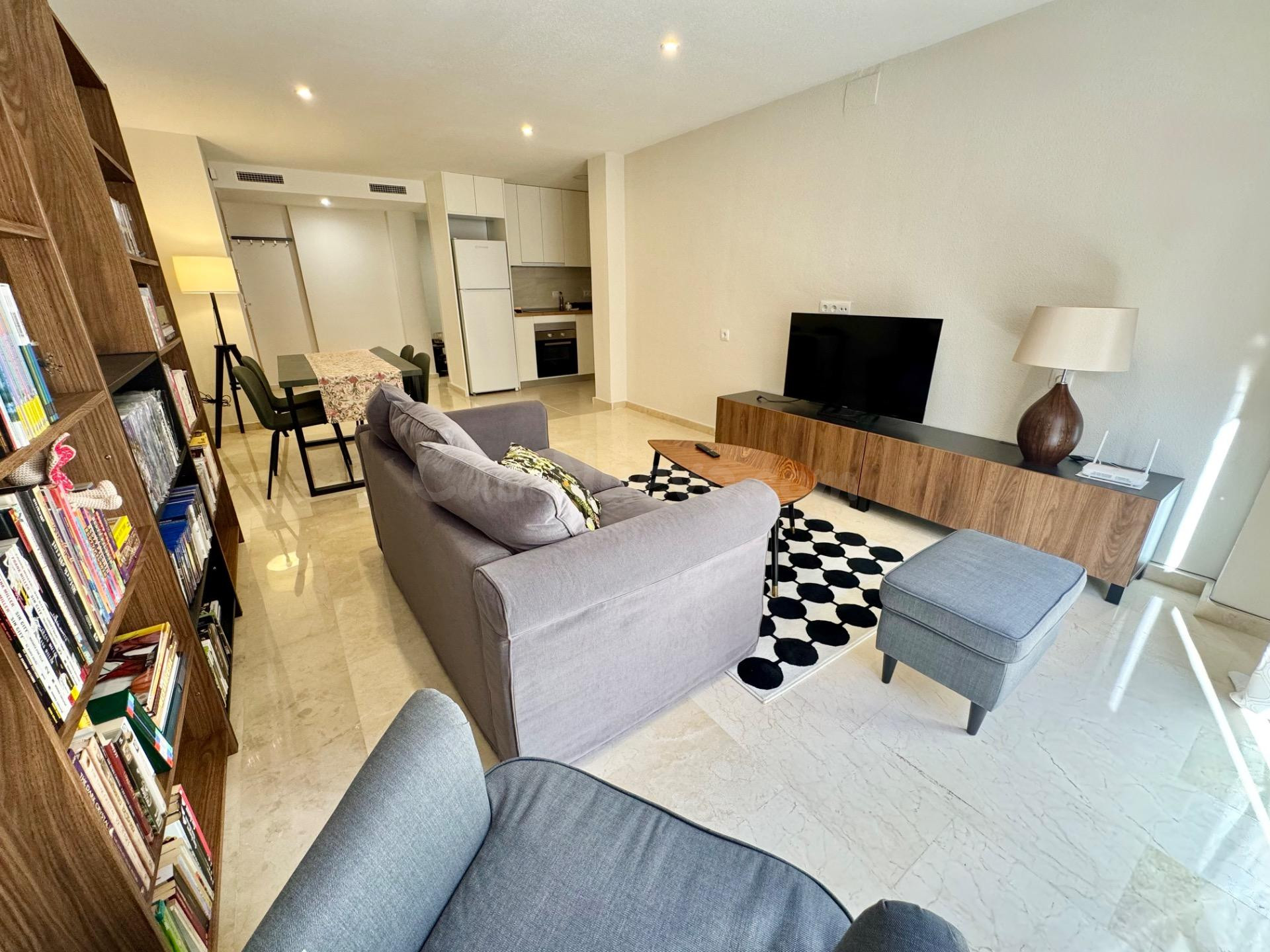 INCREIBLE VIVIENDA  EN EL CENTRO DE ORIHUELA, REFORMADA CON PLAZA DE GARAJE POR TAN SOLO 141.900€ ¡¡VISITELA YA!!