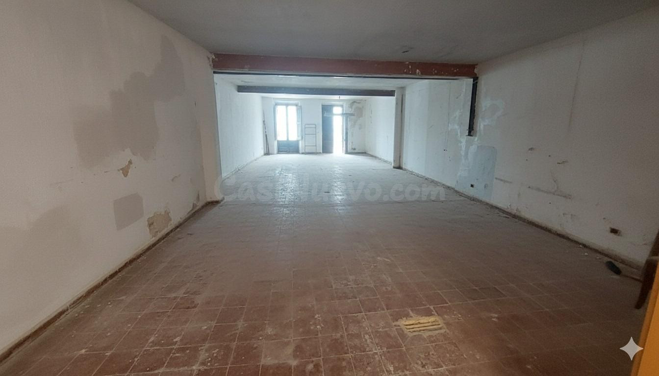 Local comercial en exclusiva en el centro de L’Ametlla de Ma - foto 4