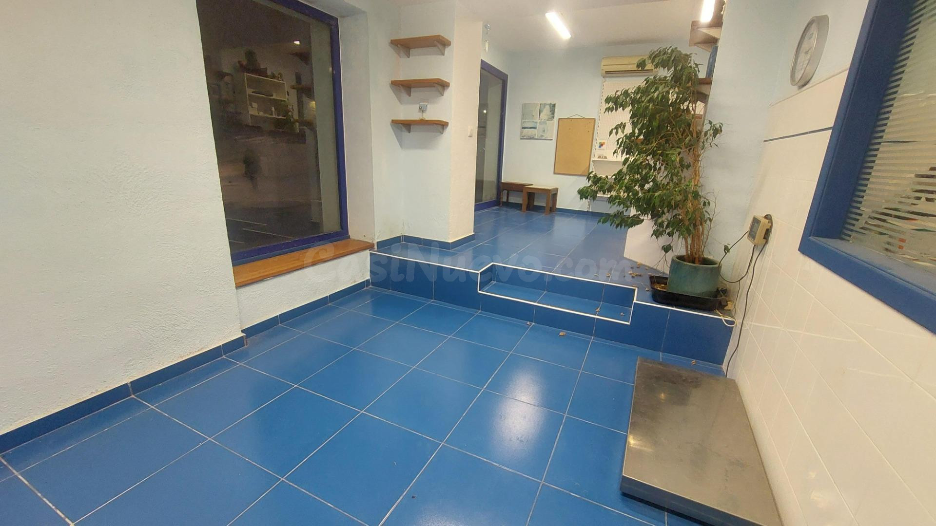 Centro veterinario en alquiler en pleno centro de L’Ametlla  - foto 2