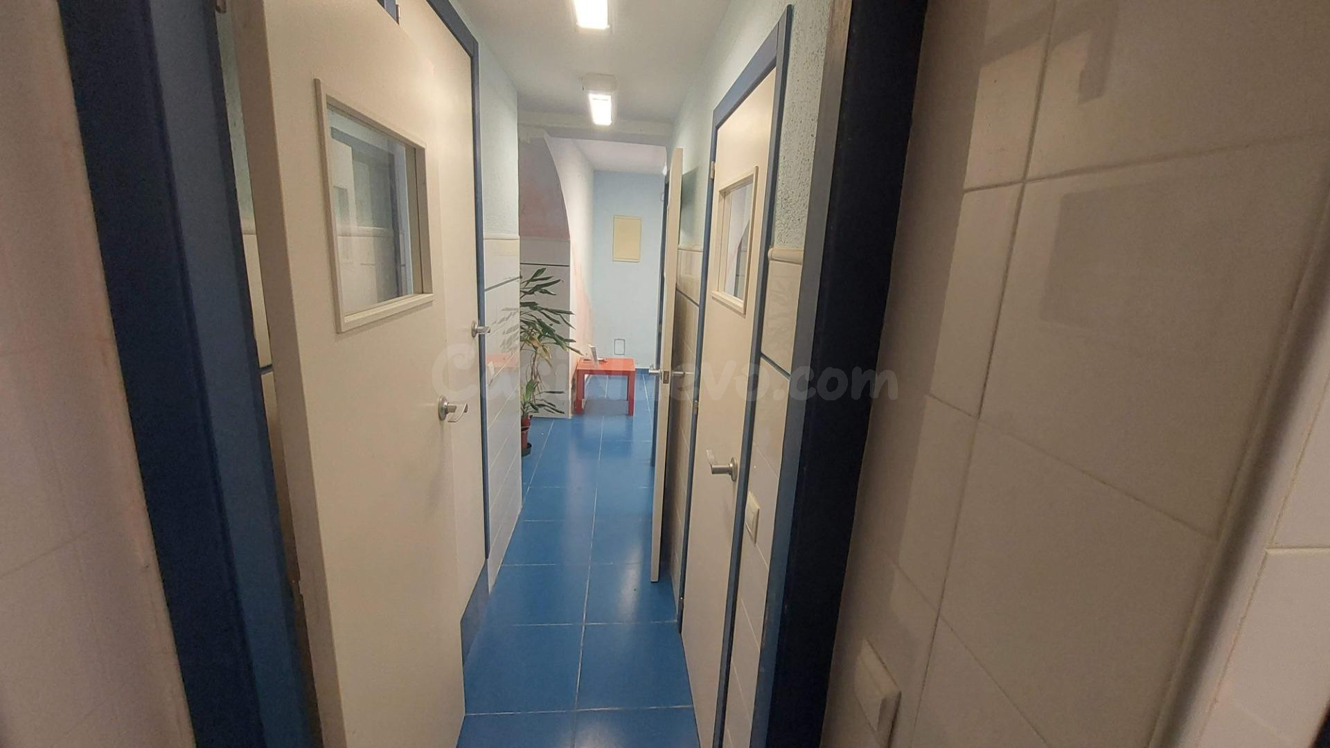 Centro veterinario en alquiler en pleno centro de L’Ametlla  - foto 5