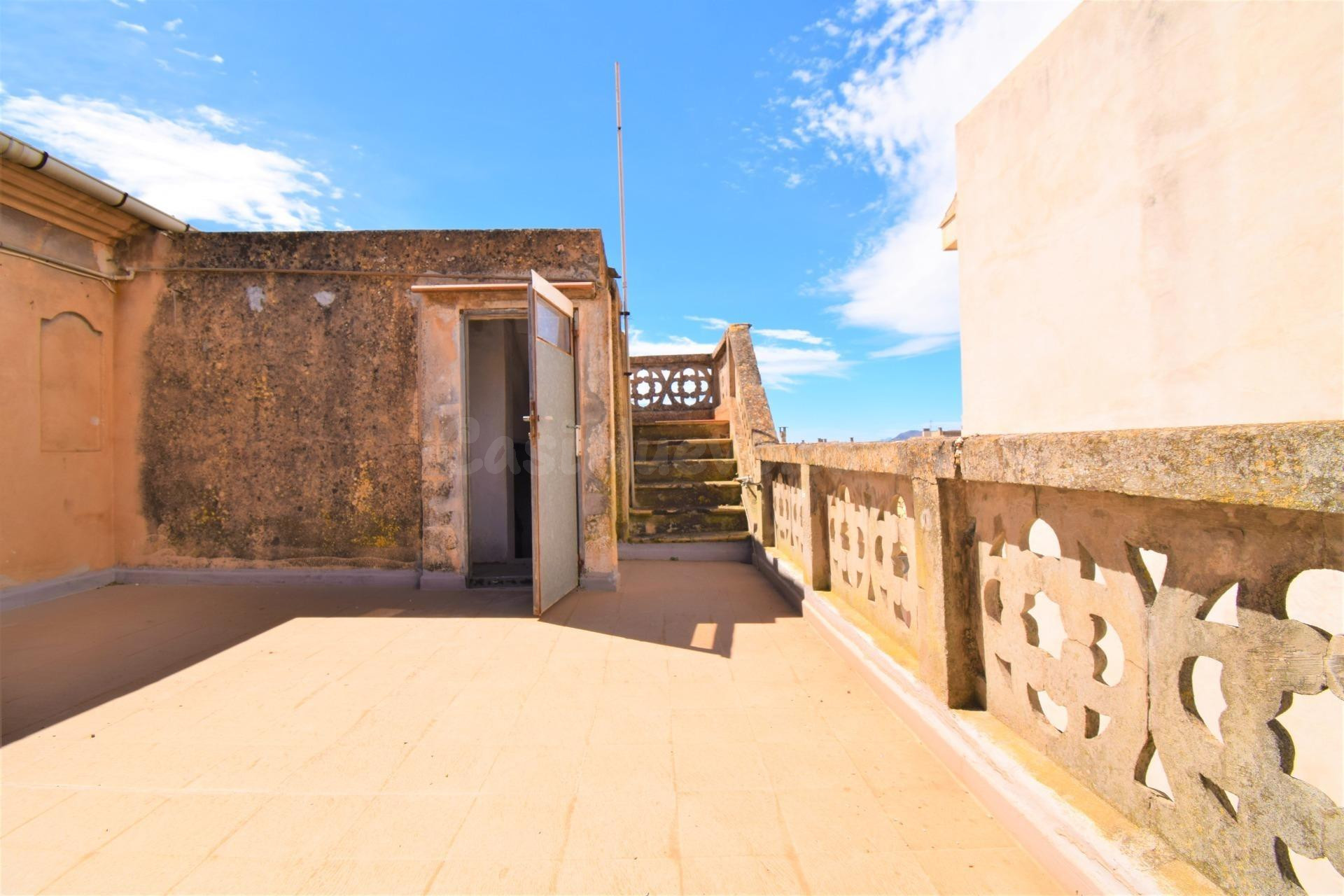 Edificio para reformar en Muro