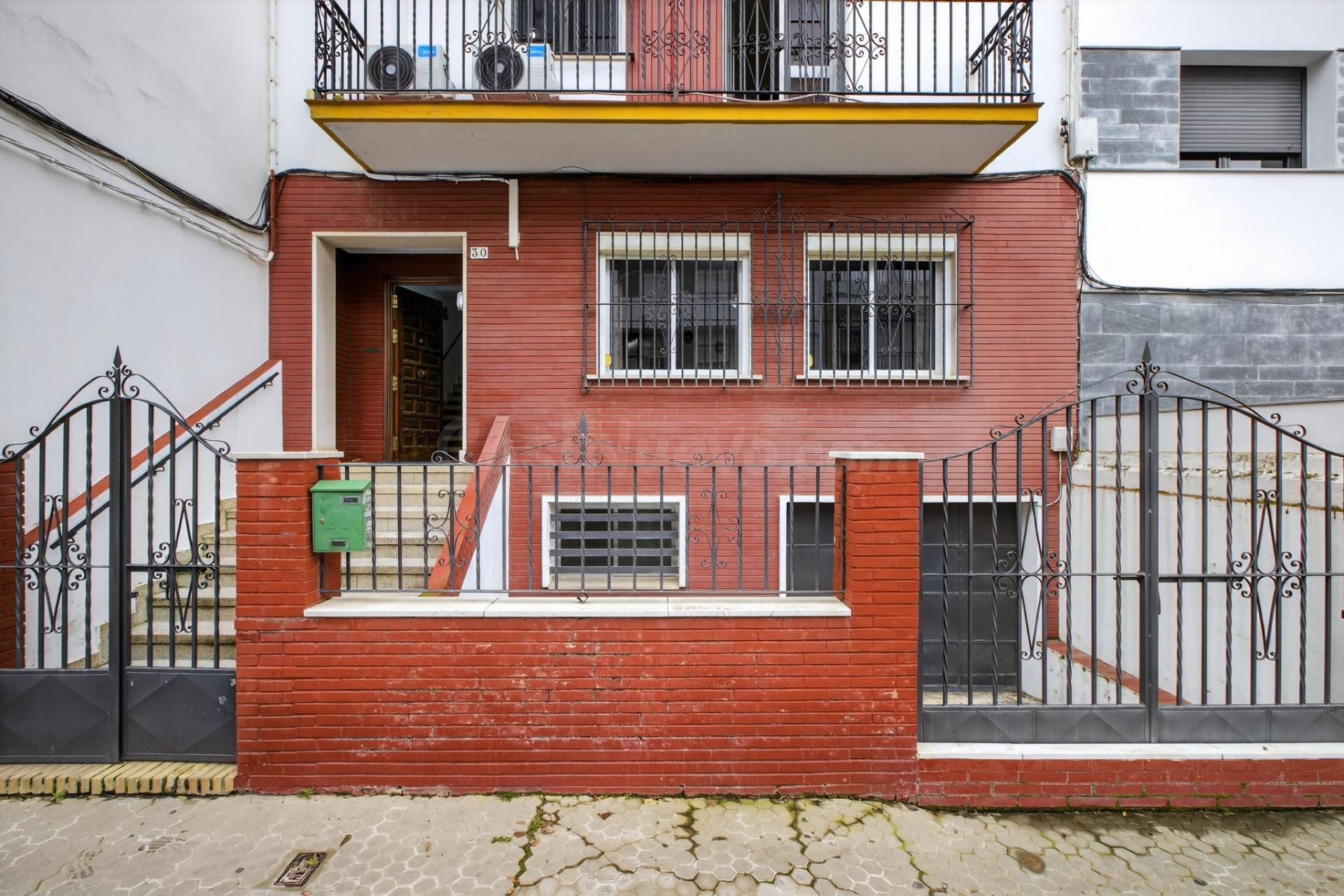 Amplia Casa en Venta en Luis Montoto - Santa Justa, Sevilla