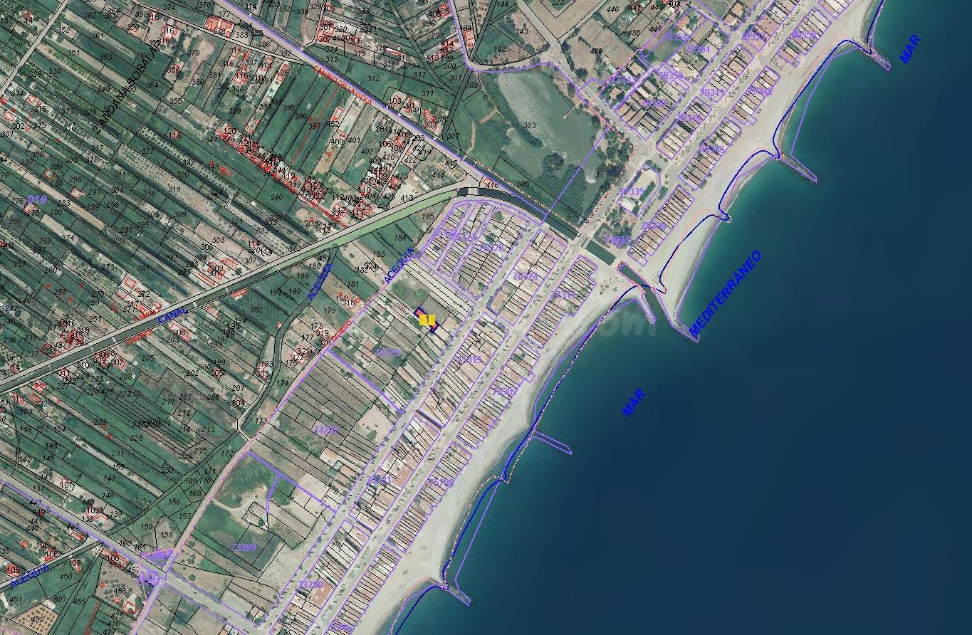 Suelo urbanizable en playa de Nules