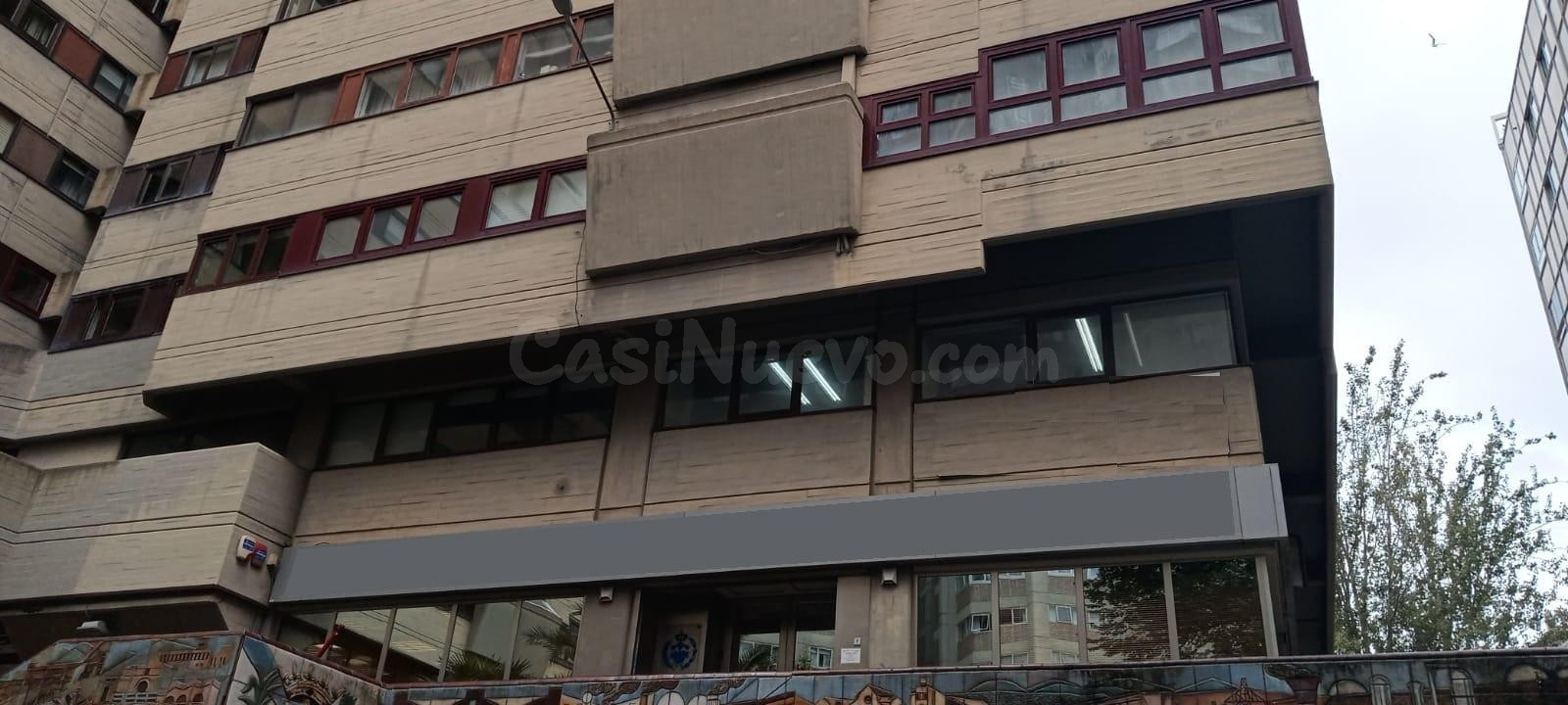 Local comercial 246m² en venta - A Coruña