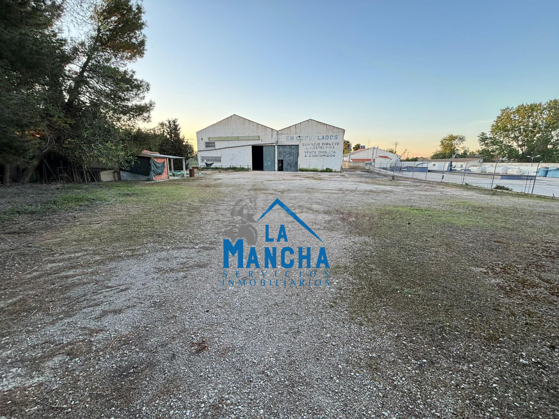 *400.000€* INMOBILIARIA LA MANCHA VENDE COMPLEJO INDUSTRIAL EN CARRETERA DE AYORA DE ALBACETE