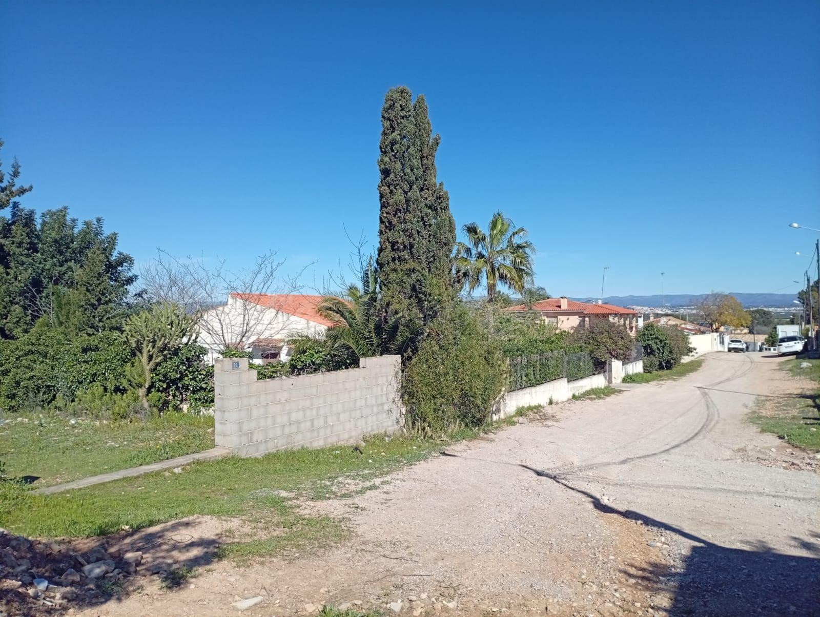 Terreno de de 1.877 m2 en venta en calle Riu Xúquer , Riba-Roja de Túria