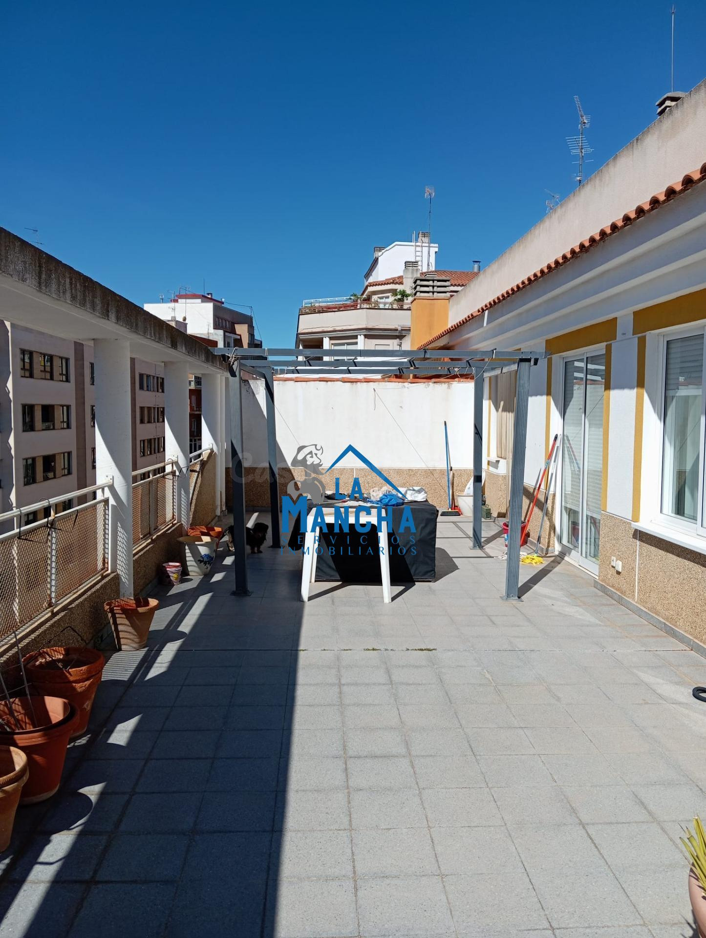 *450.000€* INMOBILIARIA LA MANCHA VENDE ATICO-DUPLEX EN PLENO CENTRO DE ALBACETE.