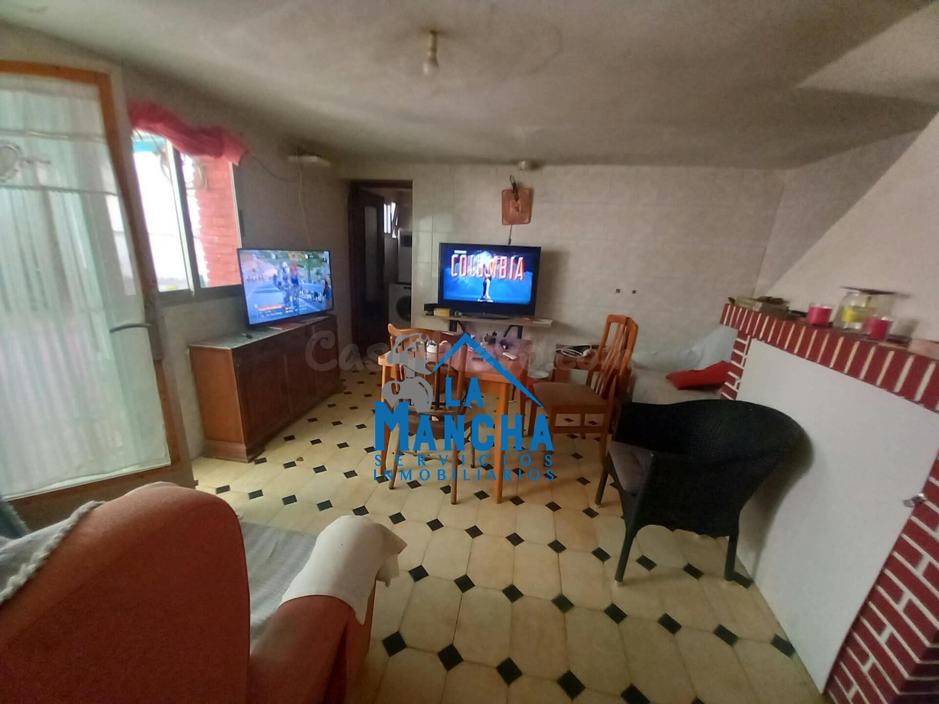 *160.000€* INMOBILIARIA LA MANCHA VENDE CASA RÚSTICA INDEPENDIENTE A 2 MINUTOS DE ALBACETE PARA REFORMAR.