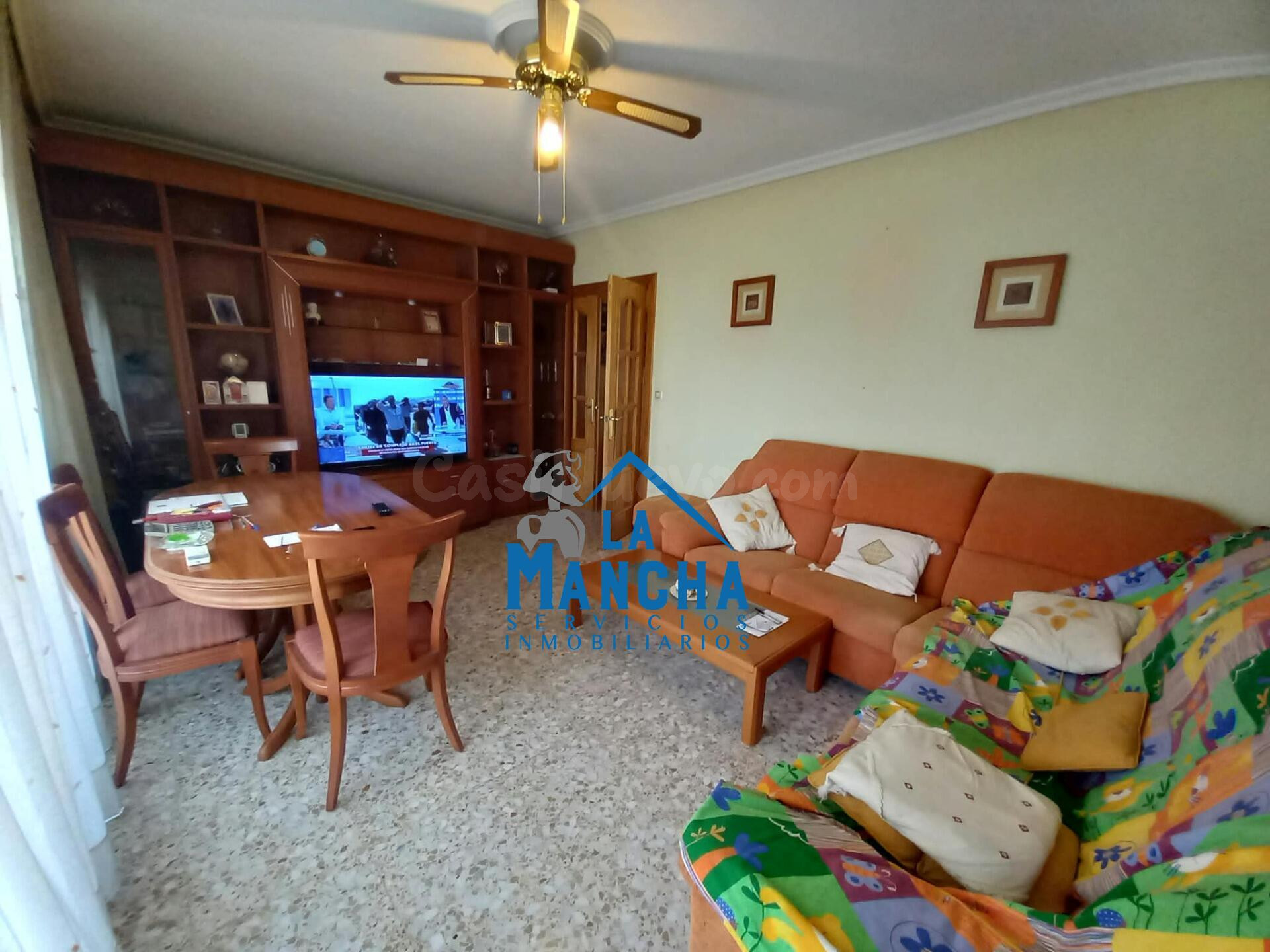 *205.000* INMOBILIARIA LA MANCHA VENDE PISO DE 4 habitaciones ZONA FERIA-EL PILAR.