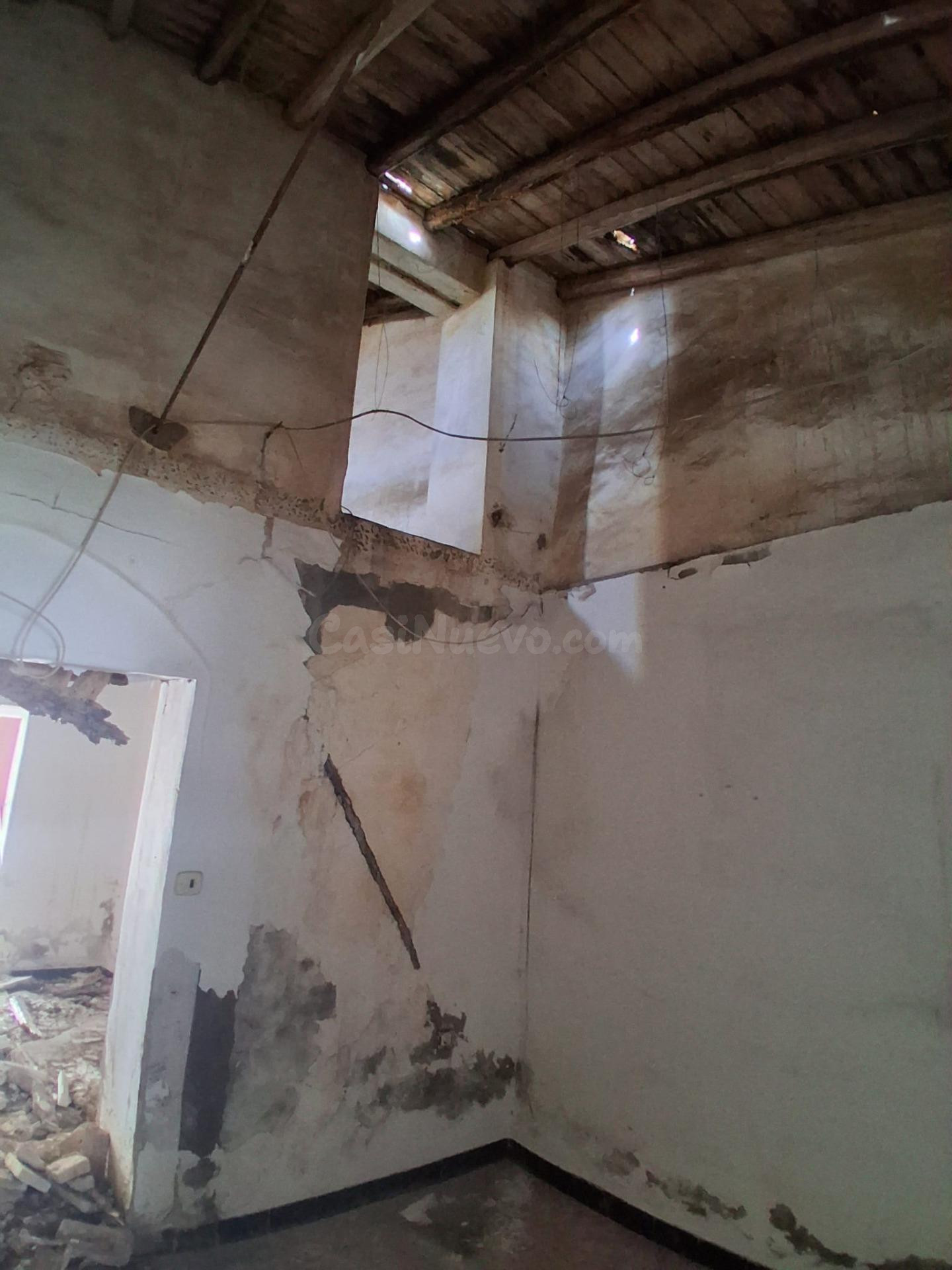 Casa para reformar Tiene Proyecto!!! de Obra Nueva y Licenci - foto 3