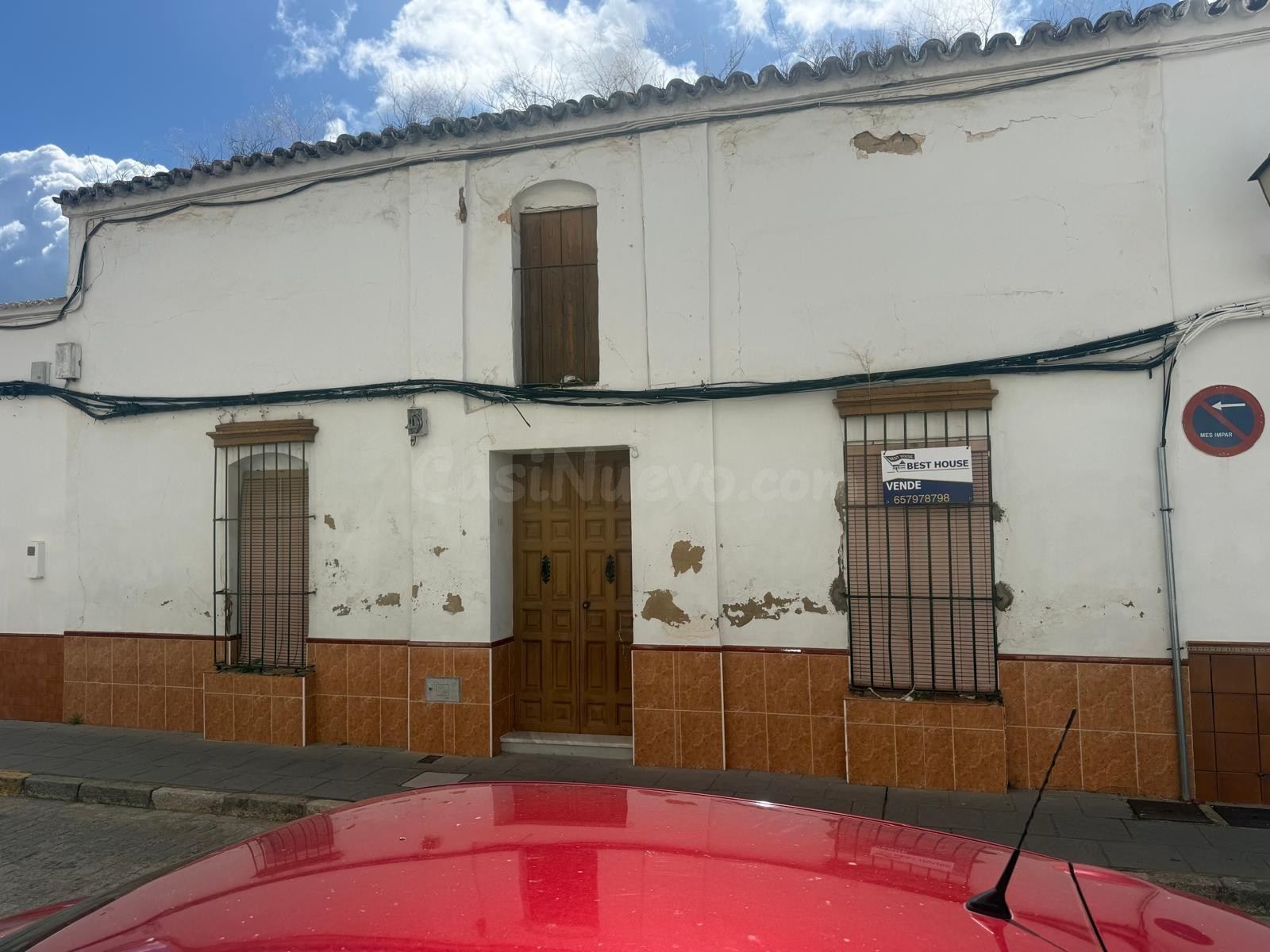 Casa Adosada Céntrica para Reformar – Almonte, Huelva