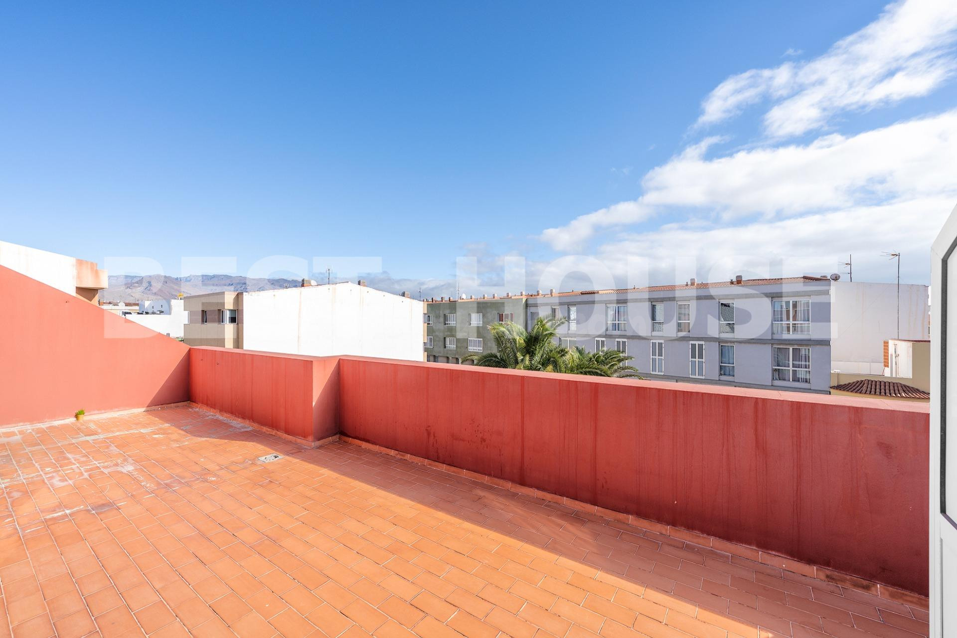 ÁTICO CON UNA TERRAZA ESPECTACULAR - foto 2