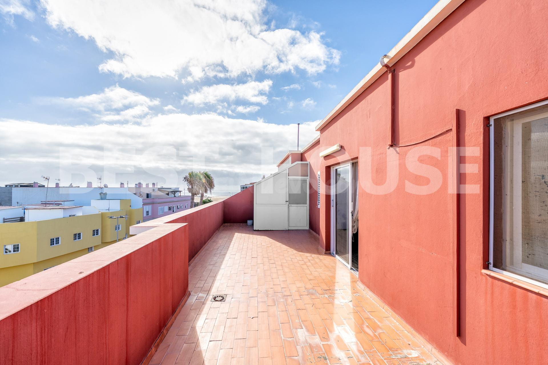 ÁTICO CON UNA TERRAZA ESPECTACULAR - foto 3