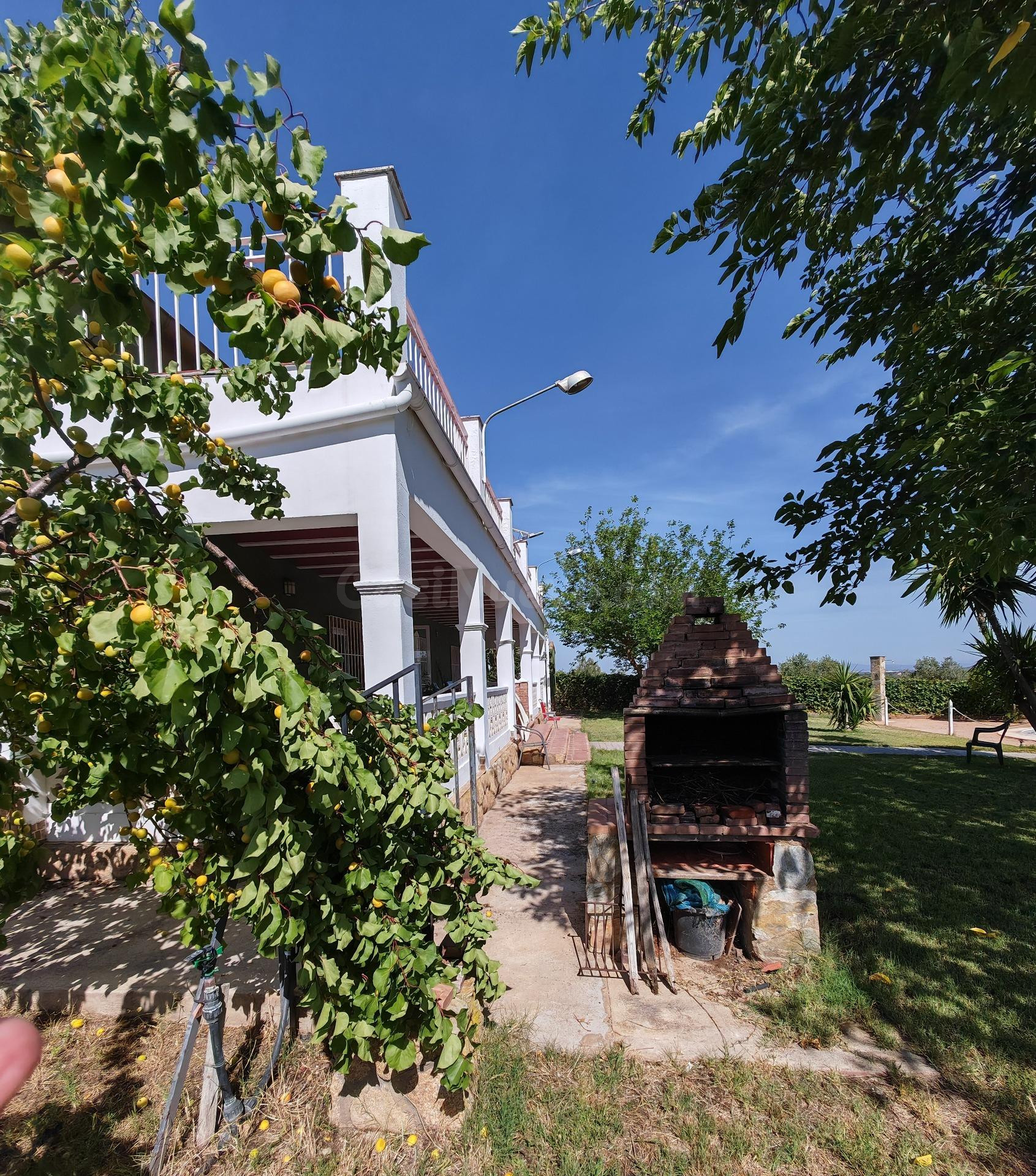 TU PROPIO OASIS PRIVADO CON PISCINA Y UN CHALET ESPECTACULAR - foto 5