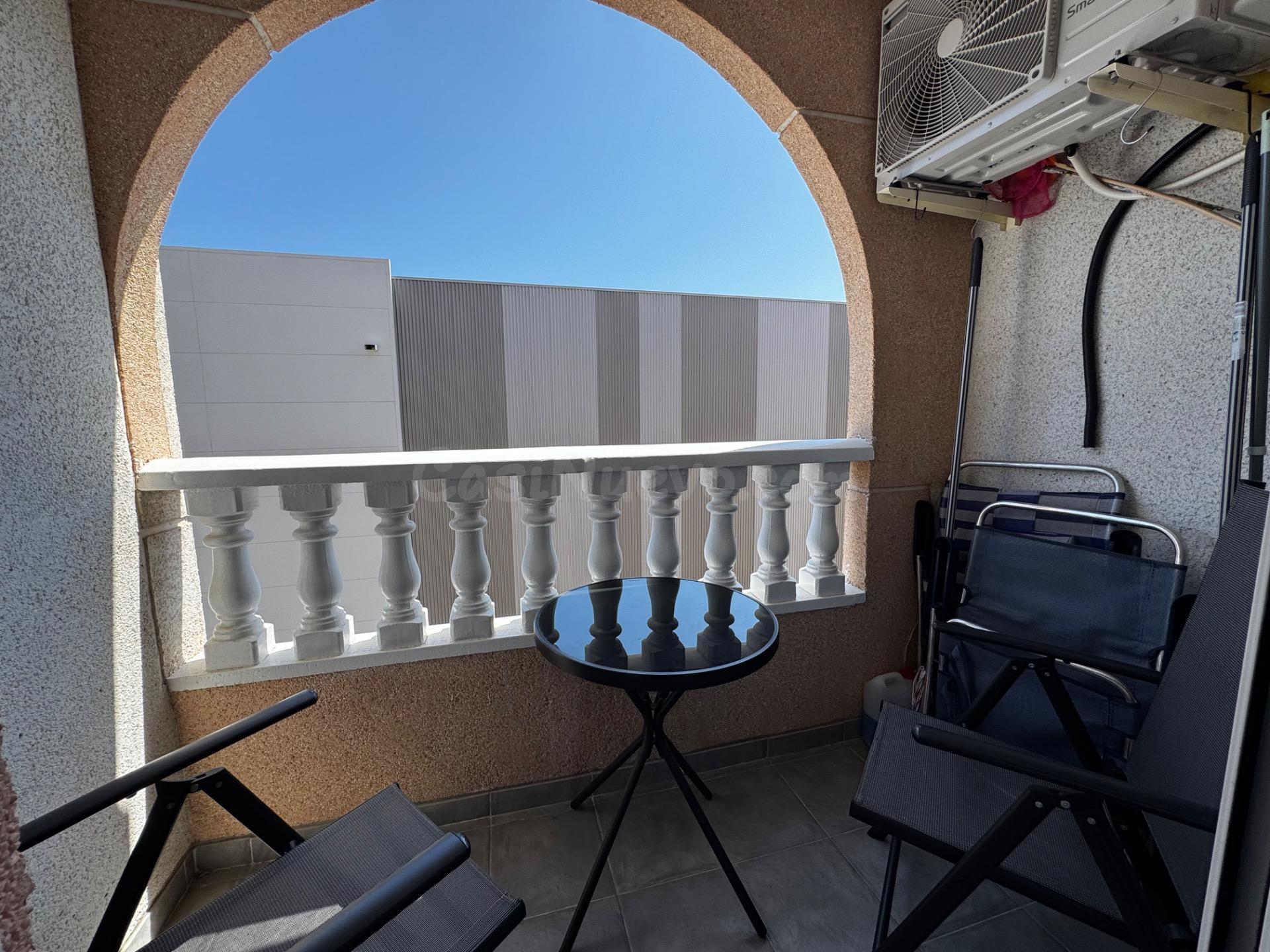 Encantador Apartamento Reformado en Torrevieja a Pocos Pasos del Mar