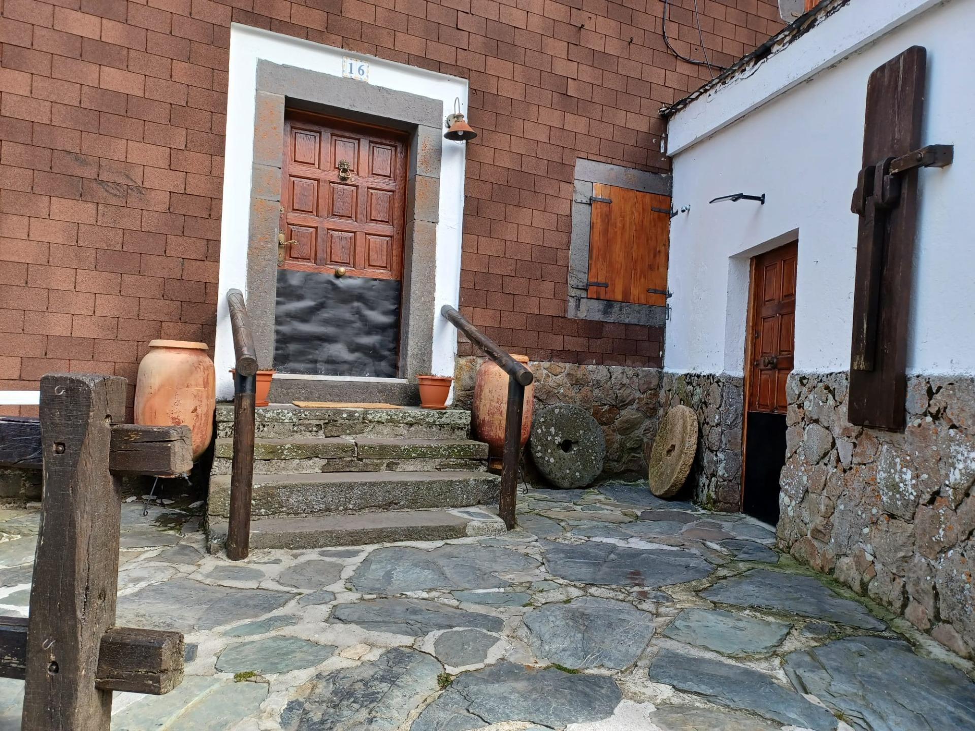 Propiedad unifamiliar situada en El Puertu, Cangas del Narce - foto 2