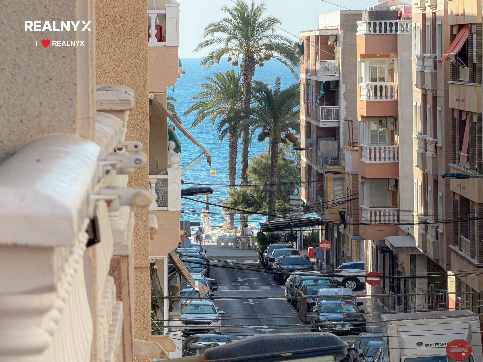 Playa del Cura! Amplio apartamento con excelente distribución de espacios + Gran terraza con vistas laterales al mar (350 mts playa)