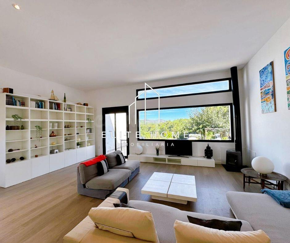 EXCLUSIVA VILLA DE UNA PLANTA EN EL PARQUE NATURAL DEL DESIE - foto 4