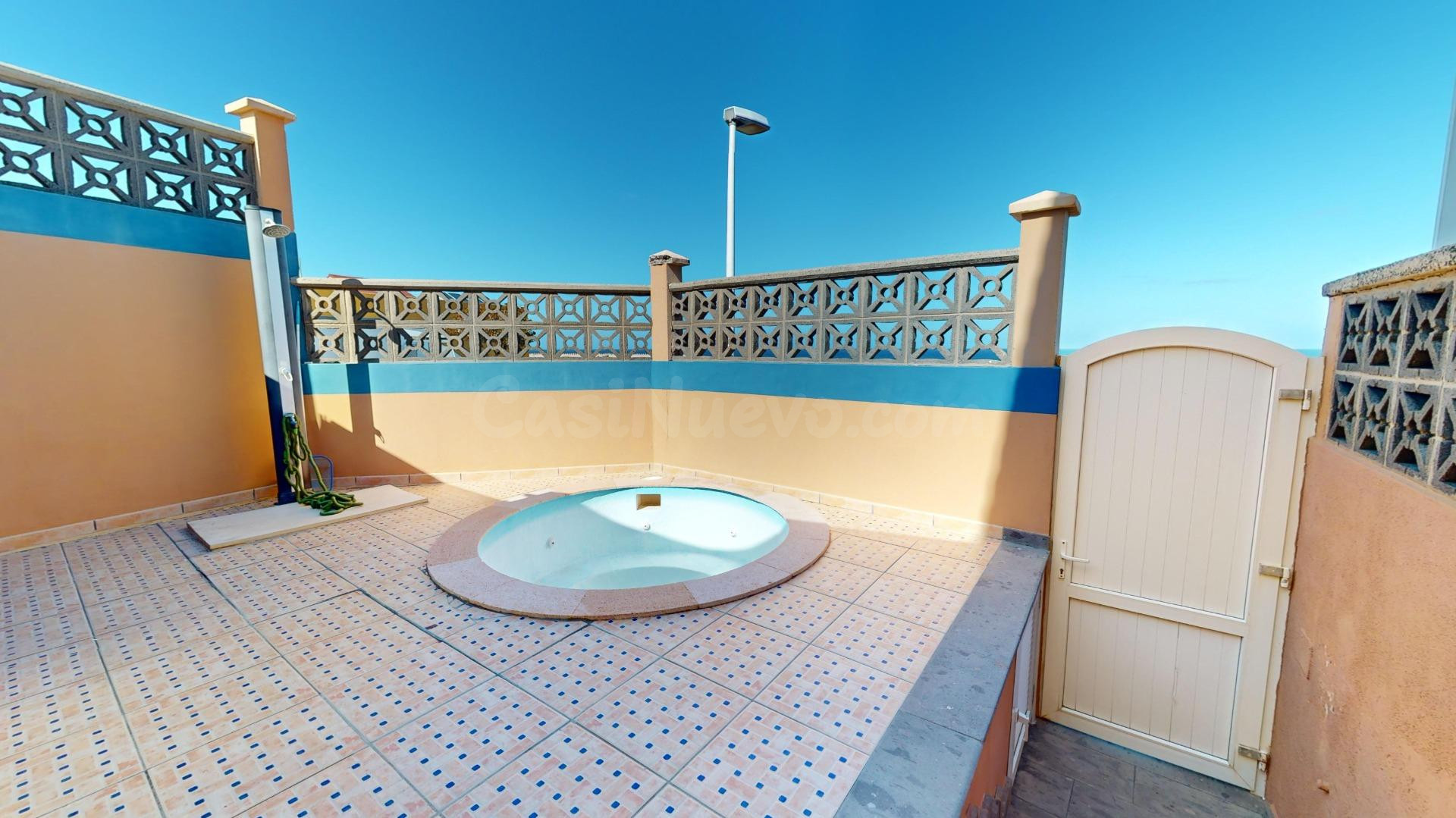 Exclusiva vivienda unifamiliar en esquina, situada en la cod - foto 5